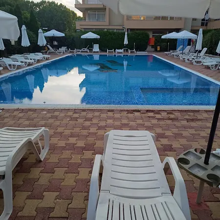 Kamelia Garden