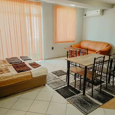 Apartment Kamelia Garden Sunny Beach